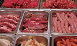 Plus de 15 sortes de viandes vous attendent chez Royal Grill...